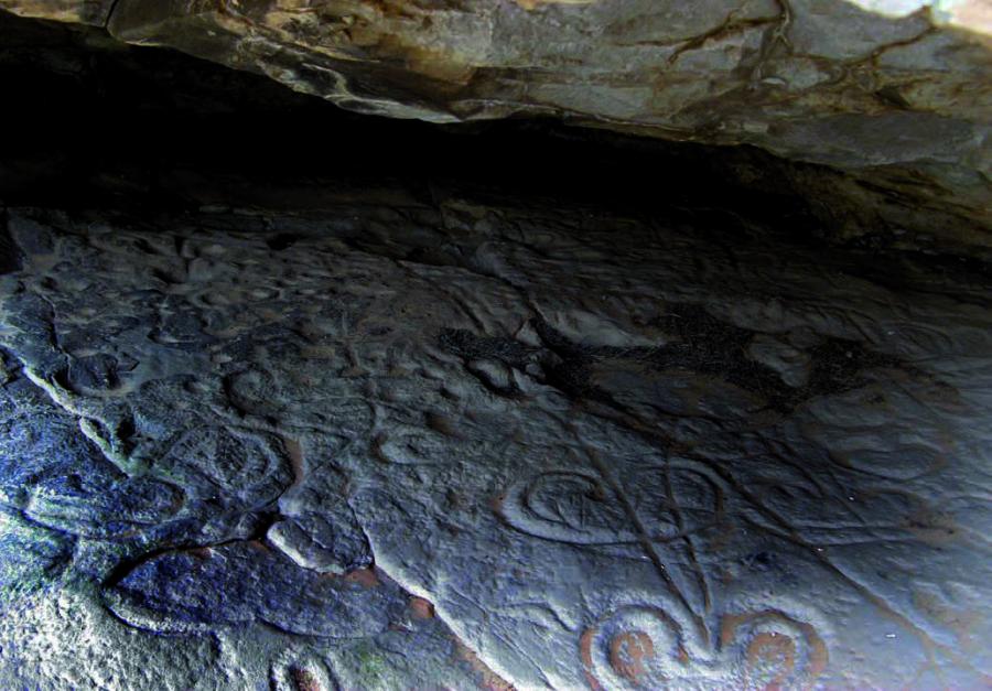 Petroglyphs of the Toleubulak grotto. Photo by T.B. Mamirov