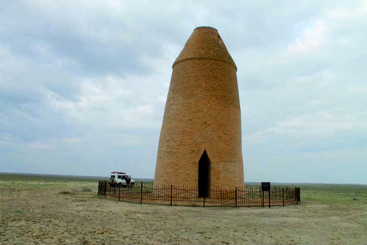 Сараман қоса мұнарасы