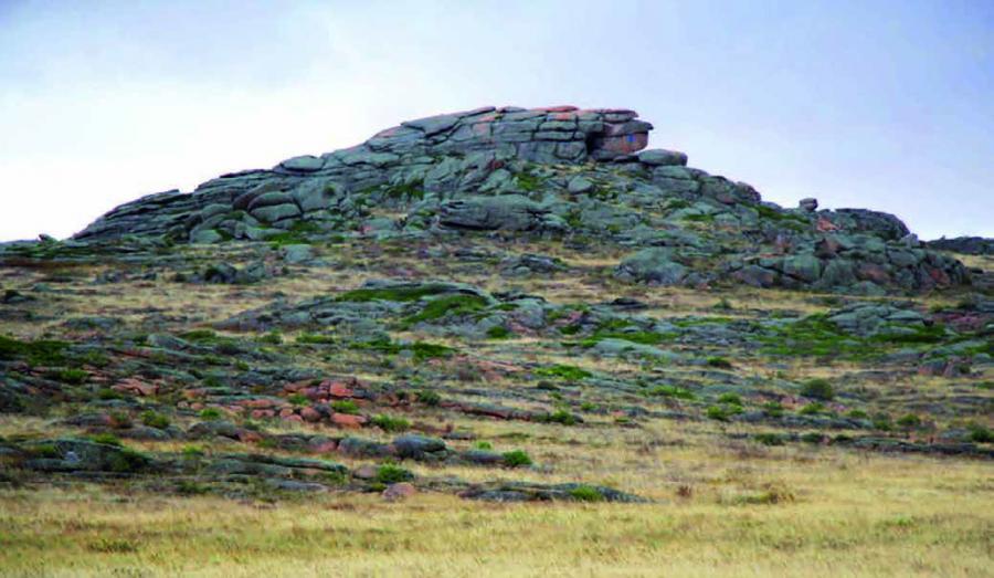 The Kalmakkyrgan low mountain massif. View from the west. Photo by M. Aitpayev