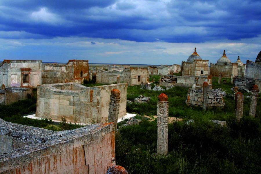 Necropolis of Sisem ata. Panorama of the Kazakh part of the necropolis. Photo by S.E. Azhigali, 2007