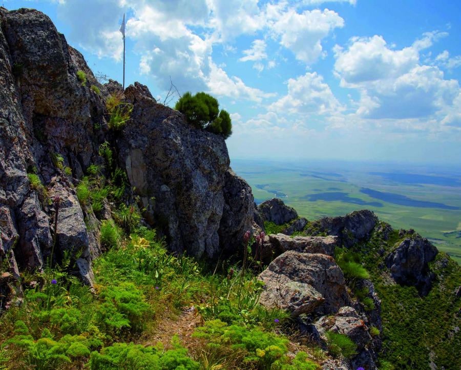 At the top. Along the paths of pilgrims. Photo by A.N. Grishchenko