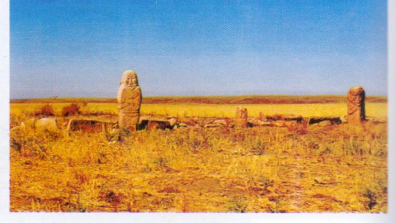 Жайсан ғибадатханасындағы түркілердің ғұрыптық-мемориалды ескерткіштері